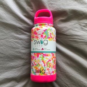 Swig - Bright pink floral water bottle